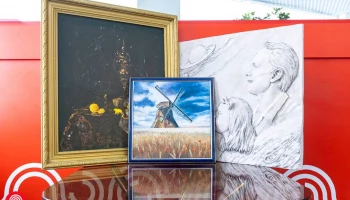 Семь картин забыли в вагонах пассажиры московского метро с начала 2024 года