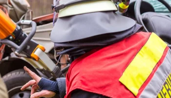 Крупный пожар произошел в школе на севере ФРГ