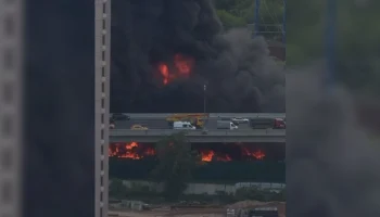 Движение перекрыто по Северо-Восточной хорде из-за пожара