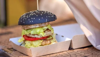 Горожан пригласили в гастрономическое путешествие на площадке "Вкусов России"