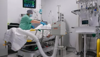 Роспотребнадзор Петербурга выявил один завозной случай ботулизма