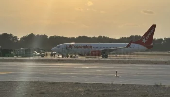 Колесо шасси разорвалось во время посадки самолета авиарейса Мюнхен &ndash; Анталья