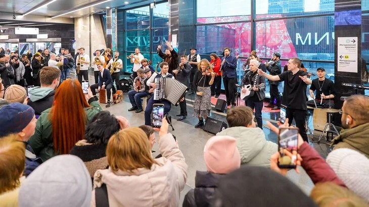 В Москве начался 8-й сезон "Музыки в метро"