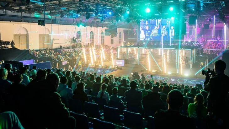 Исторический манеж станет новой площадкой для проведения шоу в "Москино"