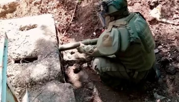 ФСБ обнаружила заминированный схрон со взрывчаткой в Володарском районе ДНР