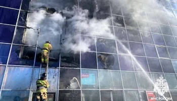 Более 260 человек эвакуированы из горящего магазина в ТК в Нефтекамске