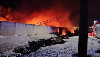 Под Тамбовом после схода вагонов загорелись 11 цистерн с бензином и пять &mdash; с газом