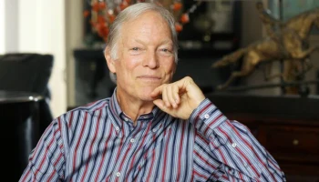 Умер американский актер из "Сегуна" и "Поющих в терновнике" Ричард Чемберлен