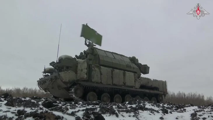 11 украинских беспилотников перехвачены над территорией Ростовской области 11 украинских беспилотников перехвачены над территорией Ростовской области