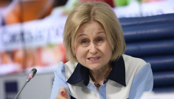 Дарья Донцова планирует подать в суд на хозяина собаки, покусавшей ее внука Дарья Донцова планирует подать в суд на хозяина собаки, покусавшей ее внука