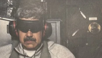 Трамп показал фото захваченного солдатами Мадуро на борту корабля США