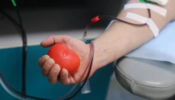 Бесплатное такси и сдача крови: как москвичи отреагировали на теракт в &laquo;Крокус Сити&raquo;