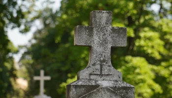 РИА: На кладбищах Европы появляется больше могил погибших на Украине наемников