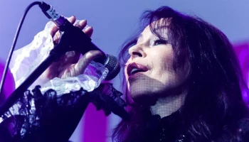 Директор певицы Хлебниковой опроверг проблемы с ее здоровьем