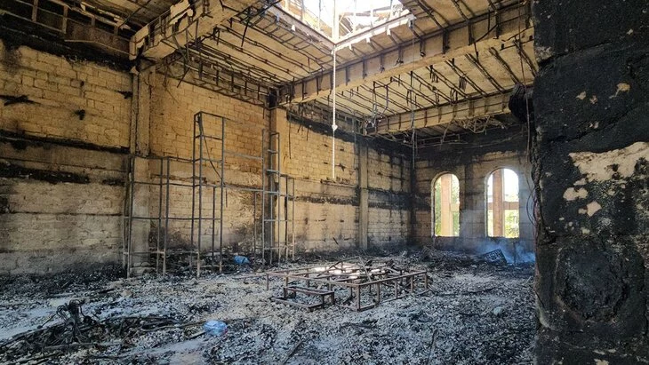 Президент ФЕОР: хранившиеся в синагоге Дербента свитки Торы утрачены при теракте Президент ФЕОР: хранившиеся в синагоге Дербента свитки Торы утрачены при теракте