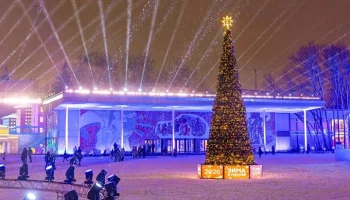 Площадка "Зимы в Москве" на Воробьевых горах стала одной из самых посещаемых