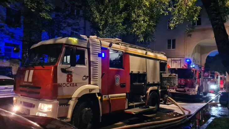 Пожар в центре Москвы полностью ликвидирован Пожар в центре Москвы полностью ликвидирован