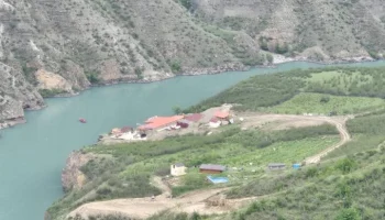 Водитель столкнувшегося со скалой катера в Дагестане задержан