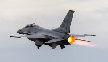 Турецкий истребитель F-16 потерпел крушение после вылета с авиабазы, пилот погиб