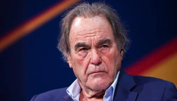 Режиссер Оливер Стоун высоко оценил развитие киноиндустрии в Москве