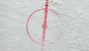 Тренер ХК &laquo;Авангард&raquo; Кравец пояснил замену вратаря желанием &laquo;не насиловать&raquo; его