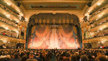 Мариинский театр и балет "Щелкунчик" стали самыми обсуждаемыми театральными темами в СМИ