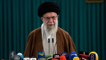 Лидер Ирана Хаменеи выразил надежду, что президент страны выжил