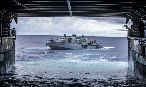 Катер США открыл огонь в кубинских водах Катер США открыл огонь в кубинских водах