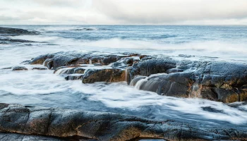 Названа температура морской воды в южных городах России