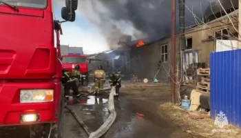 Пожар в производственном здании в Челябинской области локализован
