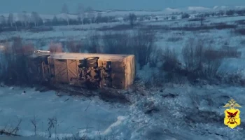 Два человека погибли в результате опрокидывания автобуса на трассе в Забайкалье