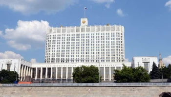 Кабмин РФ на год продлил обязательную продажу валютной выручки