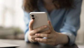 В РФ могут ввести СМС-предупреждение о телефонном разговоре с мошенником