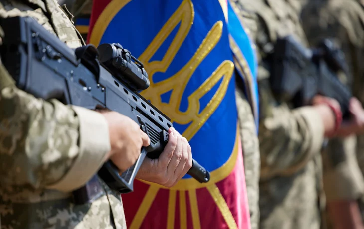 NYT: США планируют «заставить» ЕС платить за продолжение поставок оружия Украине NYT: США планируют «заставить» ЕС платить за продолжение поставок оружия Украине