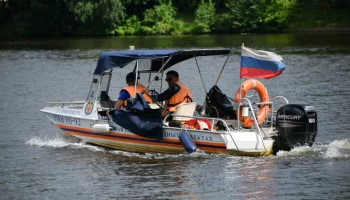 Тонувшего мужчину спасли в зоне отдыха "Озеро Белое" на востоке столицы