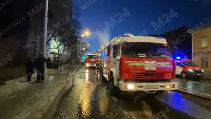 Уголовное дело возбудили после пожара в доме в центре Москвы Уголовное дело возбудили после пожара в доме в центре Москвы