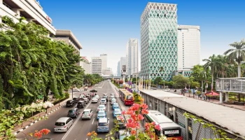 Землетрясение магнитудой 5,7 произошло около побережья Индонезии