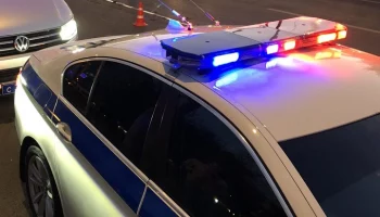 Грузовик опрокинулся на Юго-Восточной хорде в Москве