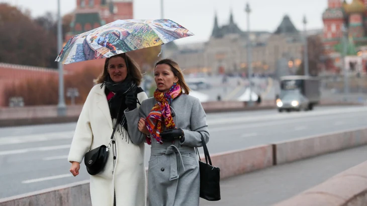 Синоптики сообщили о теплой и дождливой погоде в Москве 27 ноября Синоптики сообщили о теплой и дождливой погоде в Москве 27 ноября