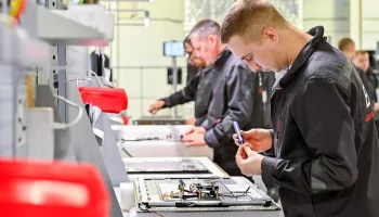 Собянин: важно, чтобы новые предприятия создавали рабочие места для москвичей