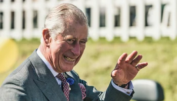 Карл III открыл полиции доступ ко всем документам брата Эндрю по делу о связях с Эпштейном