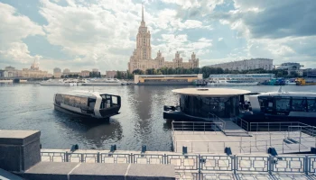 Лекции по медиаграмотности и ИИ прочтут на столичных речных электросудах