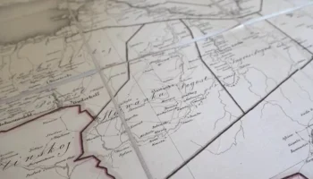 В Павловск вернулась старинная карта, похищенная в годы фашистской оккупации