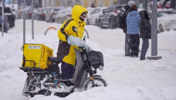Москвичей предупредили о снегопаде и локальных перекрытиях в ЦАО 24 февраля