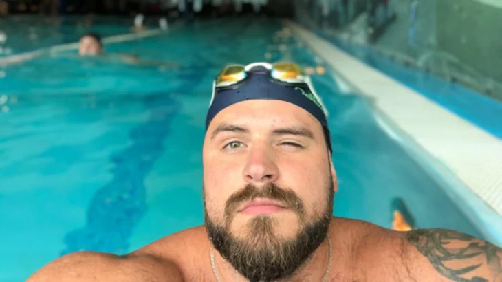 Самолет с телом пловца Свечникова прибыл во Внуково из Стамбула Самолет с телом пловца Свечникова прибыл во Внуково из Стамбула