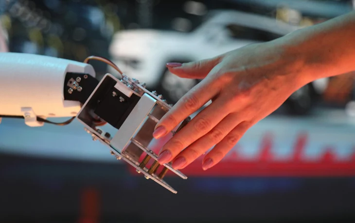 Восстание машин? Стоит ли бояться развития искусственного интеллекта Восстание машин? Стоит ли бояться развития искусственного интеллекта