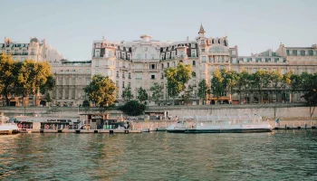 Триатлонистку из Бельгии госпитализировали после заплыва в Сене