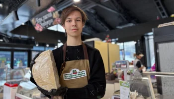 От крымских сыров до якутских колбас: какую продукцию можно приобрести на московских ярмарках