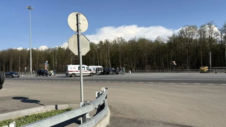 Агентство "Москва": два человека получили травмы в ДТП в ТиНАО