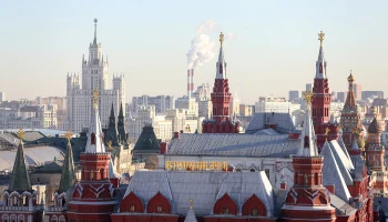 До плюс восьми градусов: синоптик назвал самый теплый день в Москве на этой неделе